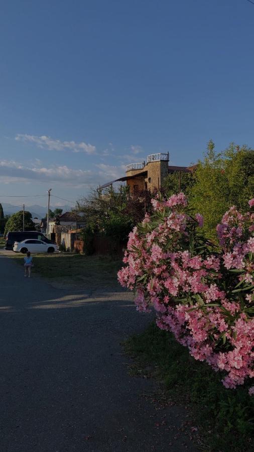 Гостевой Дом Siella Ξενοδοχείο Σουχούμι Εξωτερικό φωτογραφία